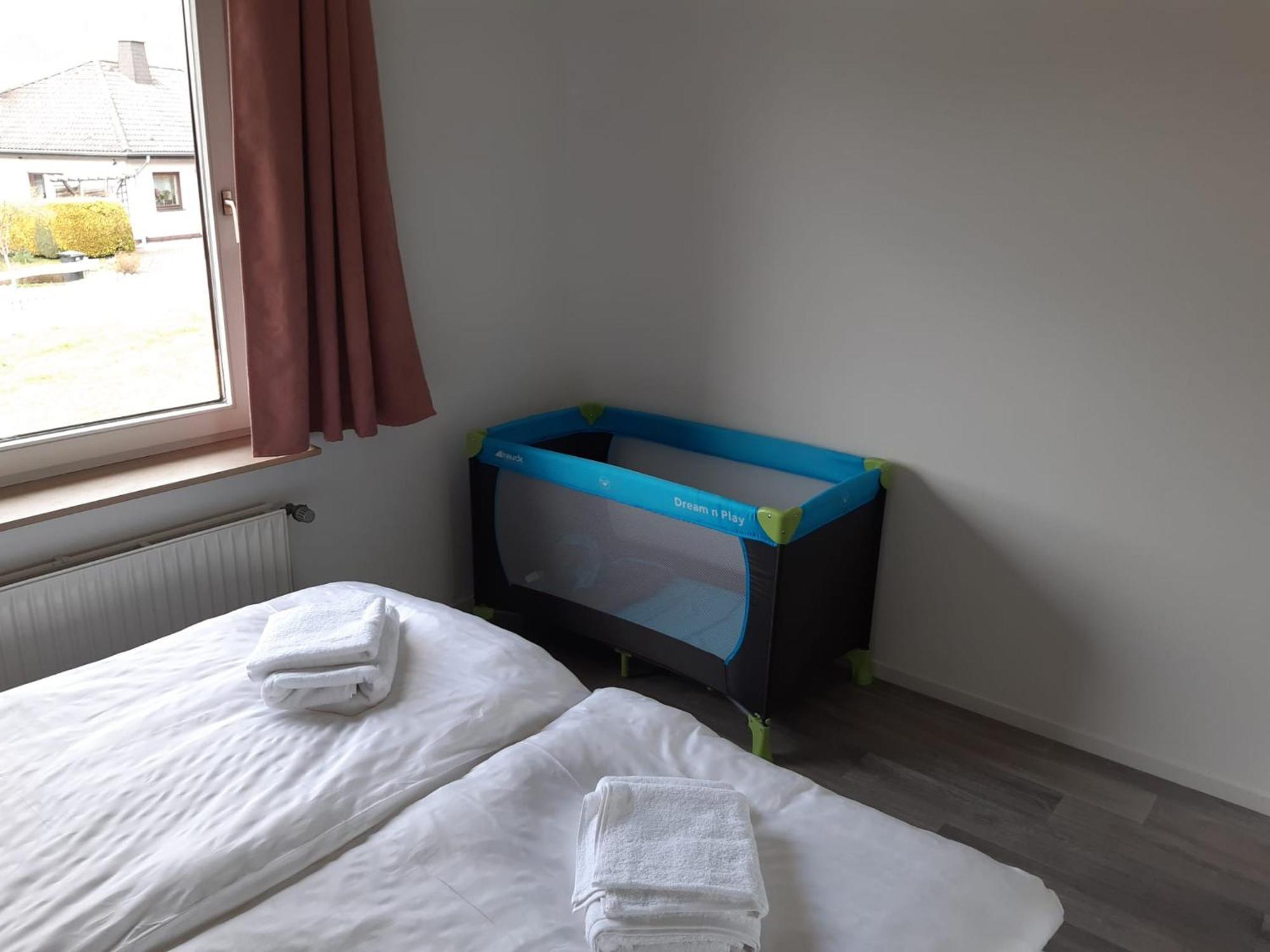 D&B Staycation Ferienpark Niedenstein Esterno foto