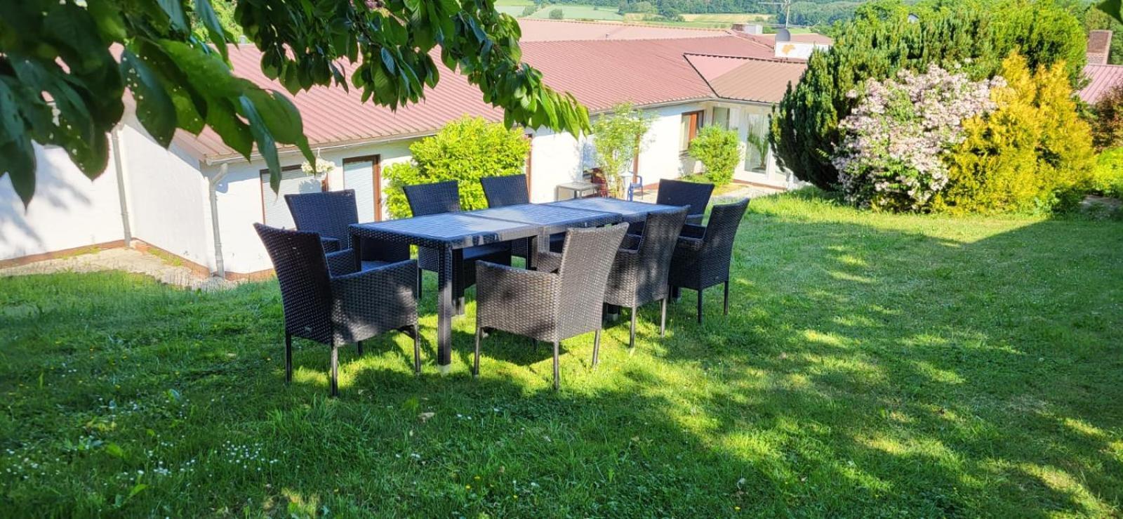 D&B Staycation Ferienpark Niedenstein Esterno foto